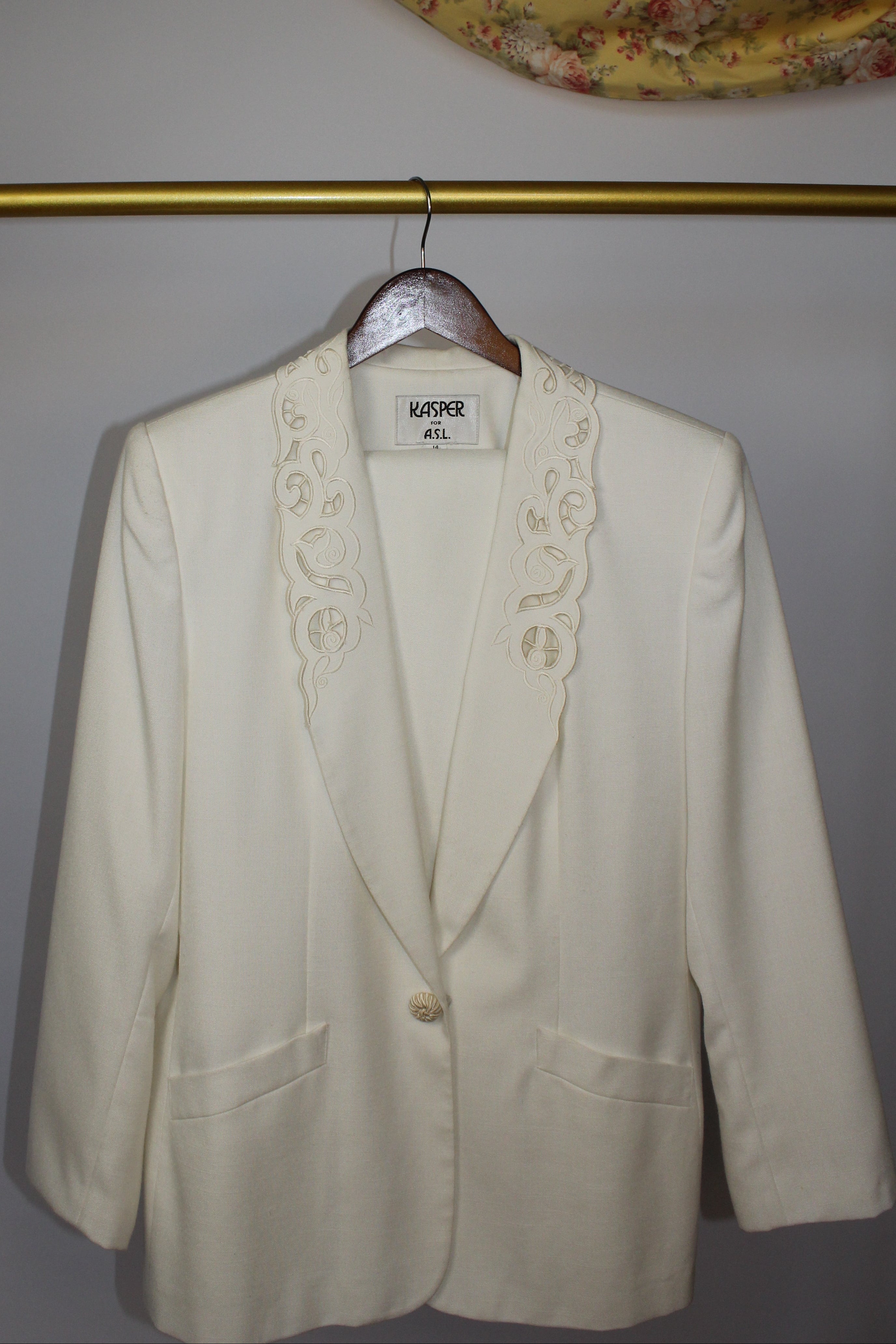 White 2-Piece Suit