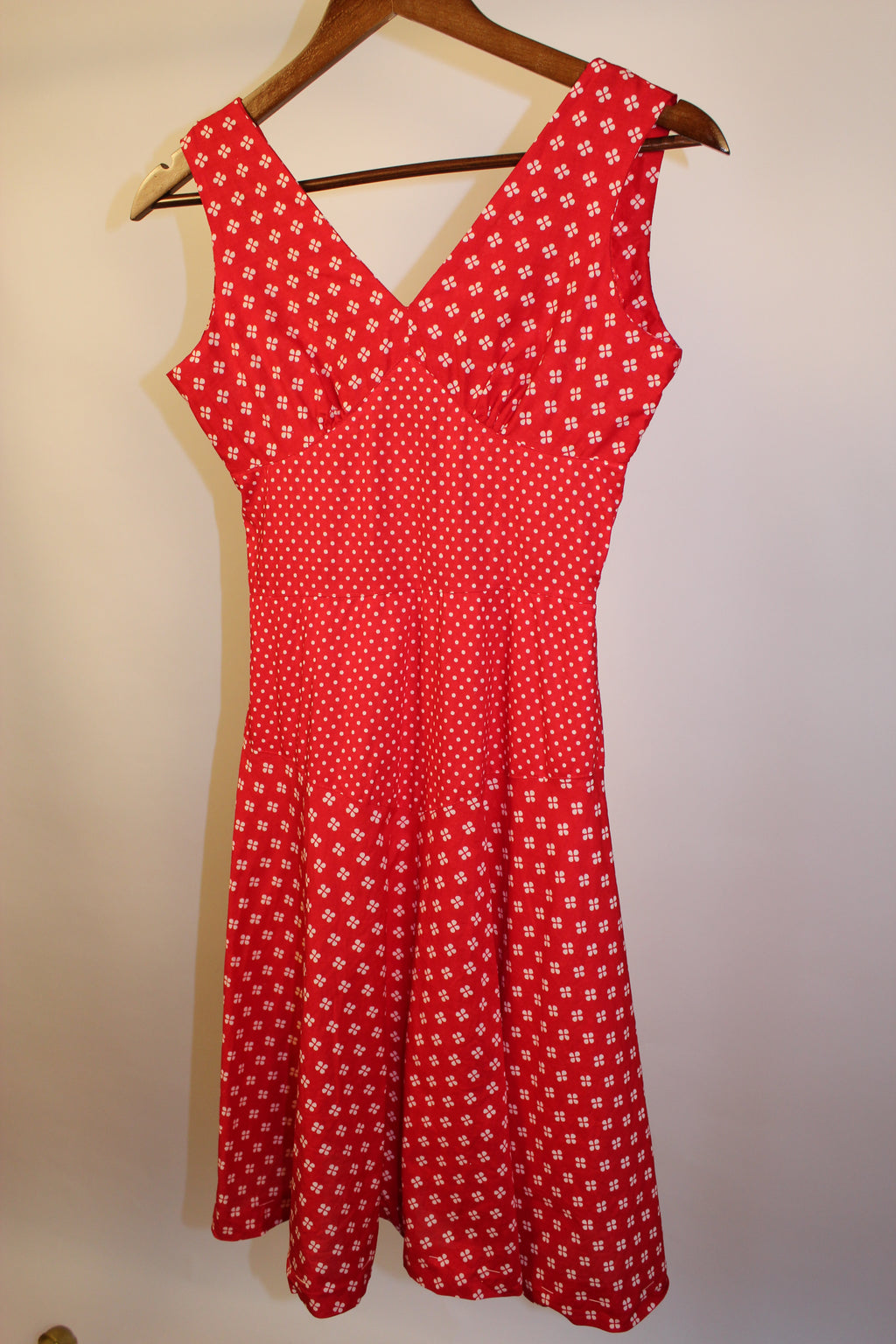 Red & White Printed Knee Length Dress