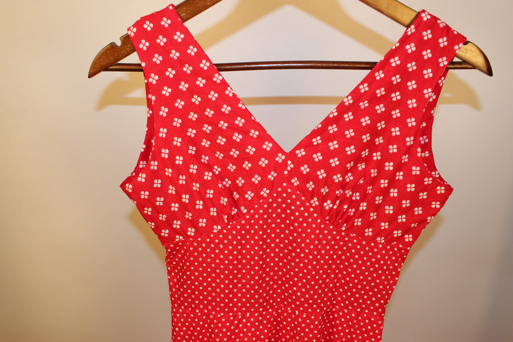 Red & White Printed Knee Length Dress