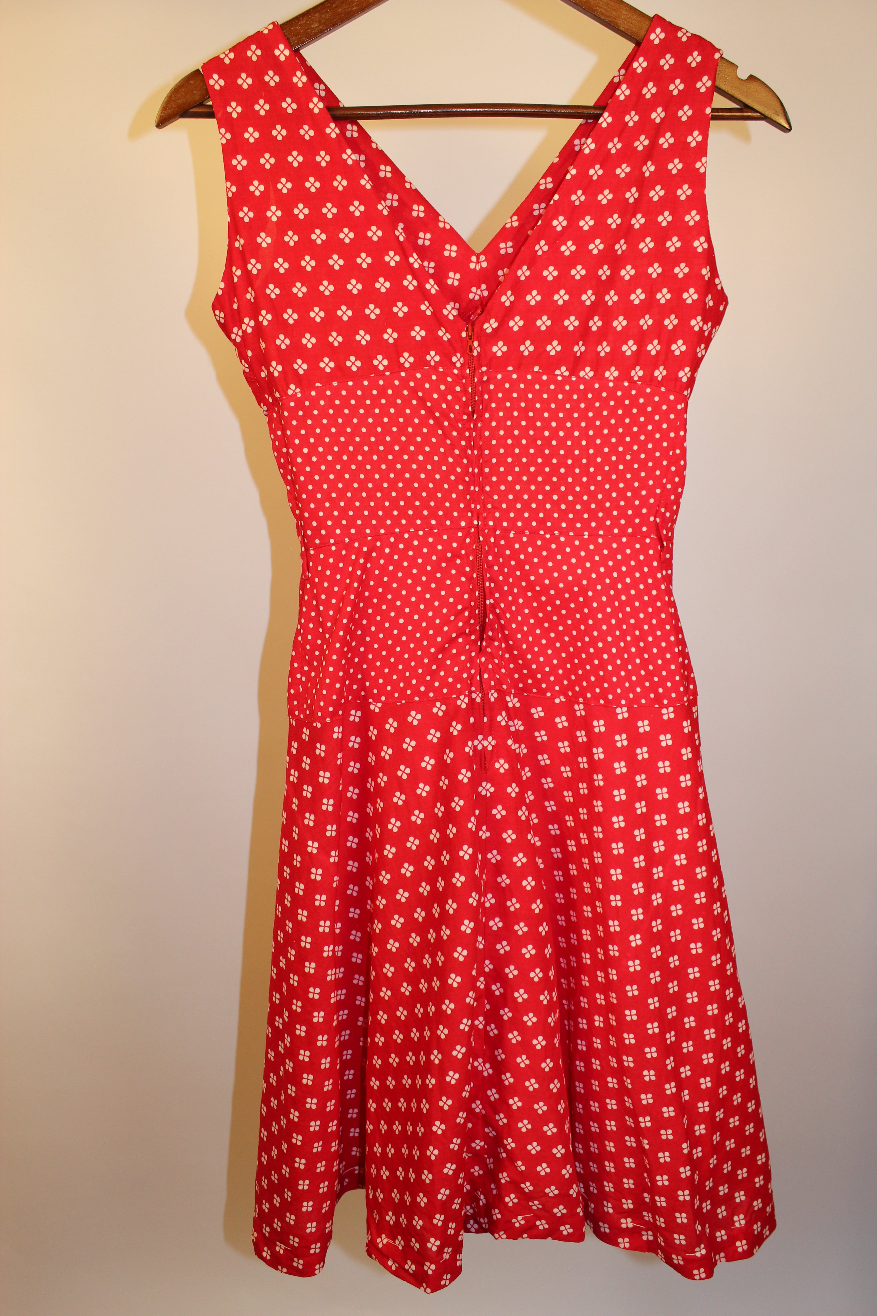 Red & White Printed Knee Length Dress