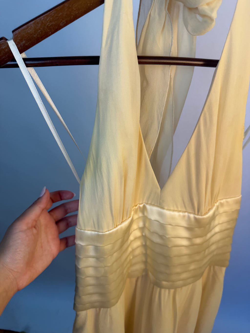 Vintage BCBG Paris 100% Silk Ivory Dress