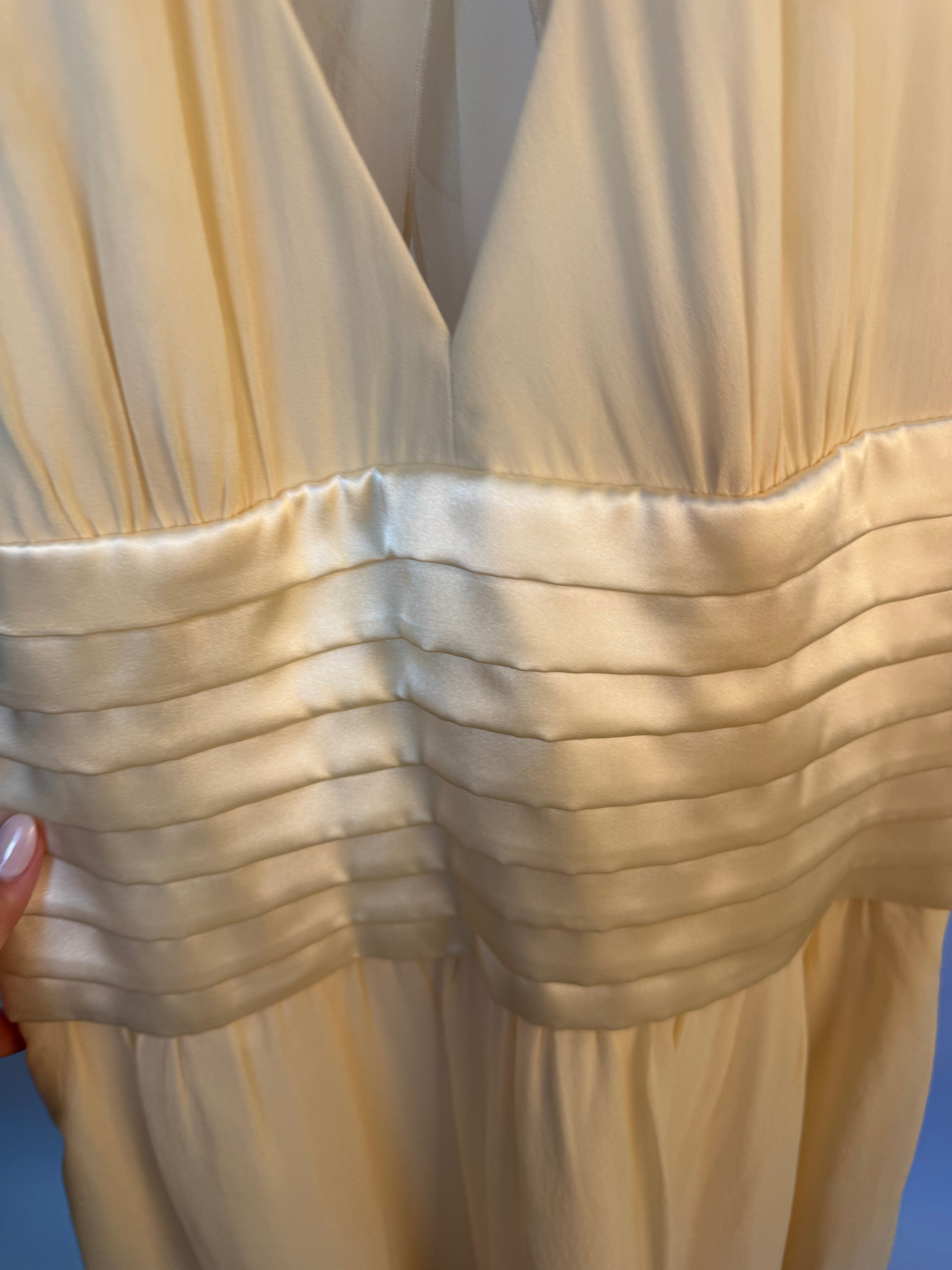 Vintage BCBG Paris 100% Silk Ivory Dress
